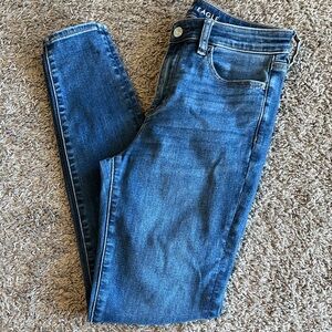 Women’s Classic Hi-Rise Jeggings